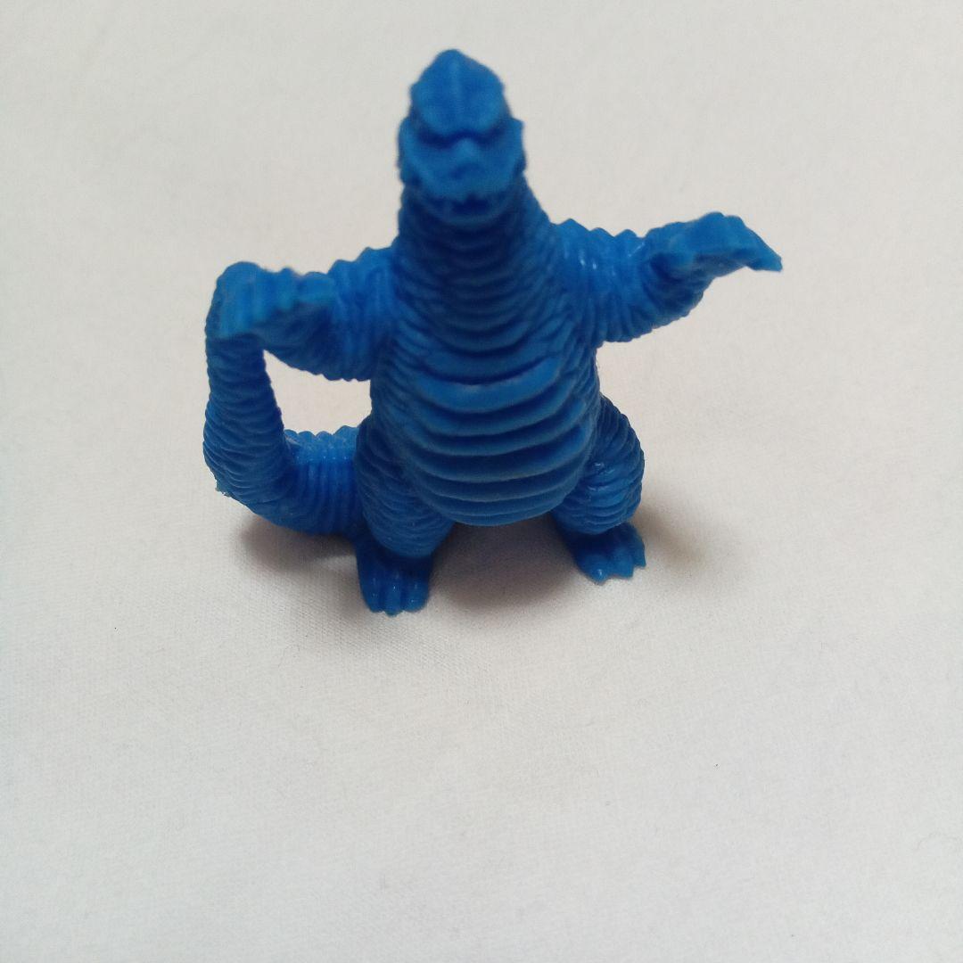 怪獣消しゴム3つ青色 レッドキング バルザック星人 など - メルカリ