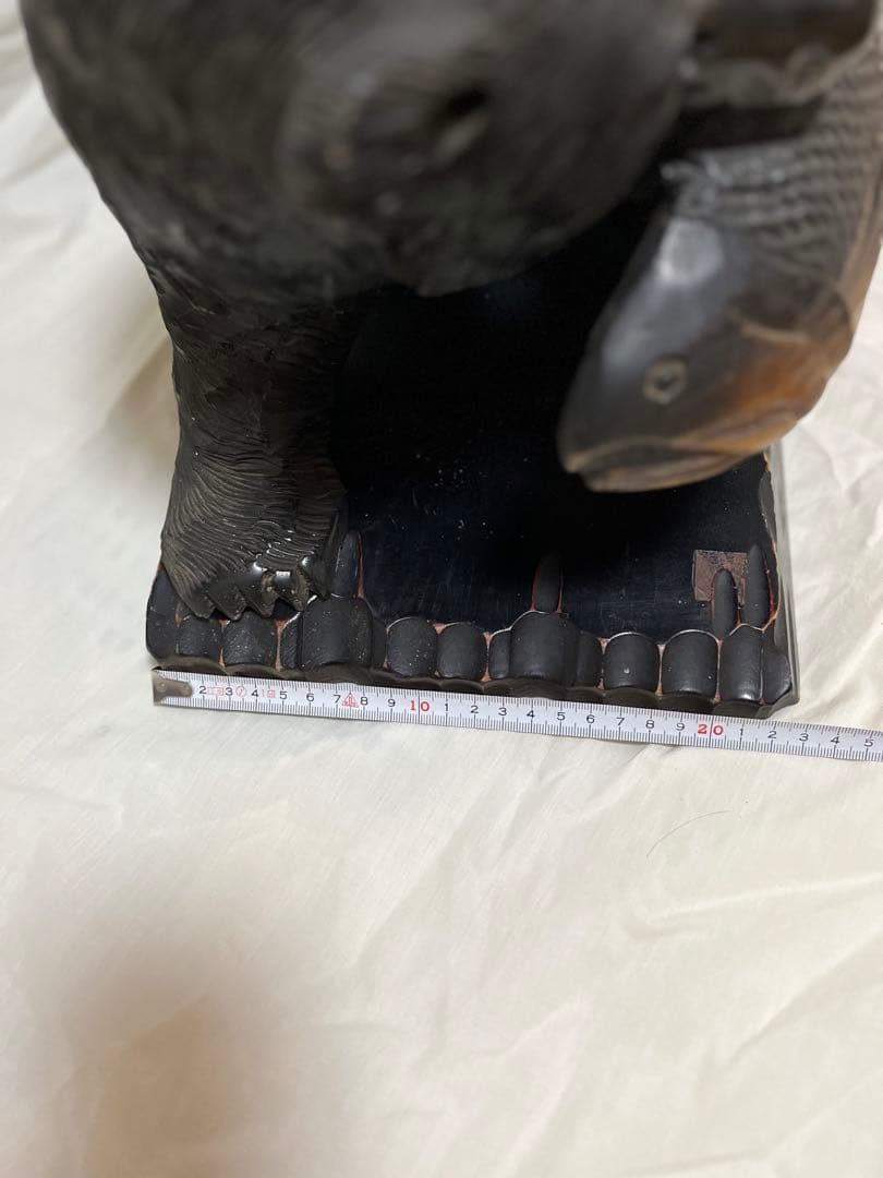 北海道　木彫りの熊　台座付　彫刻 木工品　昭和レトロ　HOKKAIDO BEAR