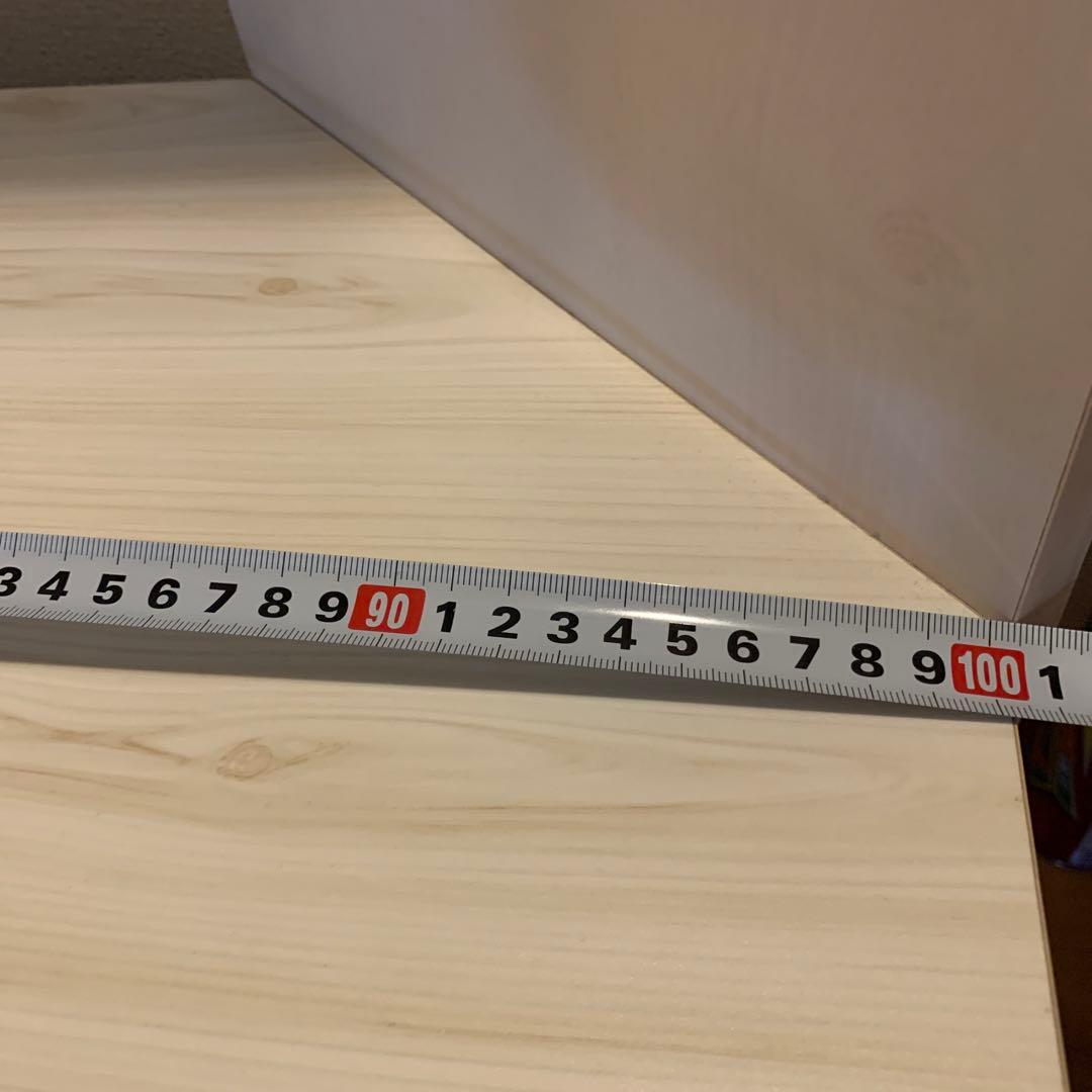 テレビ台、白地 木目調、テレビの大きさに合わせて飾り棚の高さを調節できます