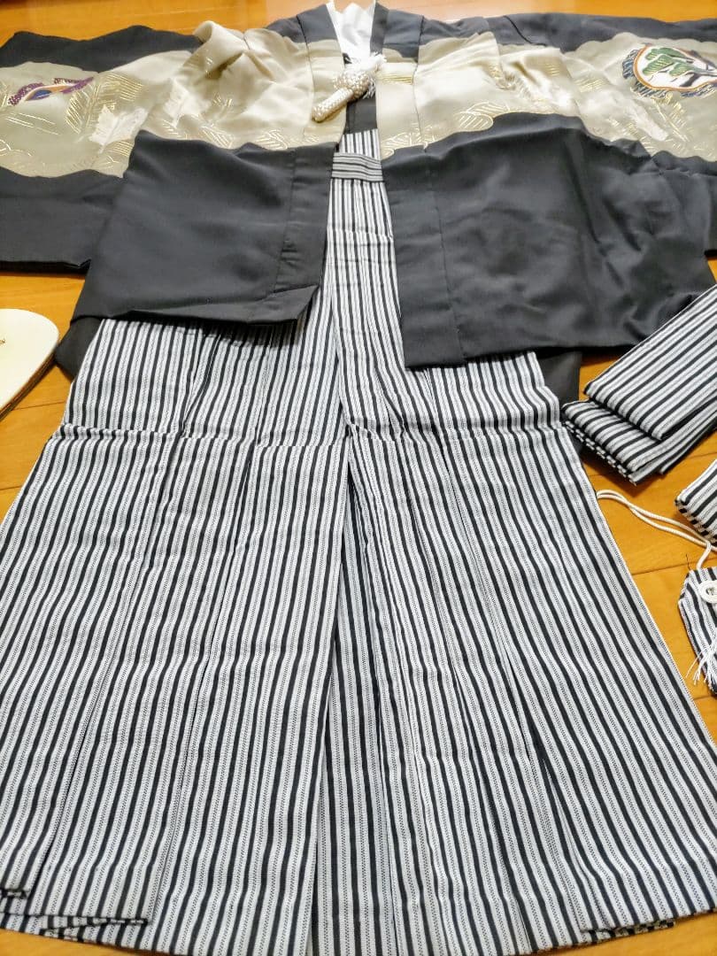 七五三 子供用 着物 黒と白のストライプ