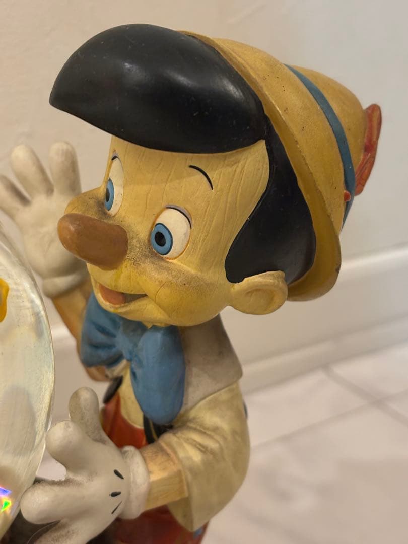 Disney【ピノキオ】スノーグローブドーム オルゴール付