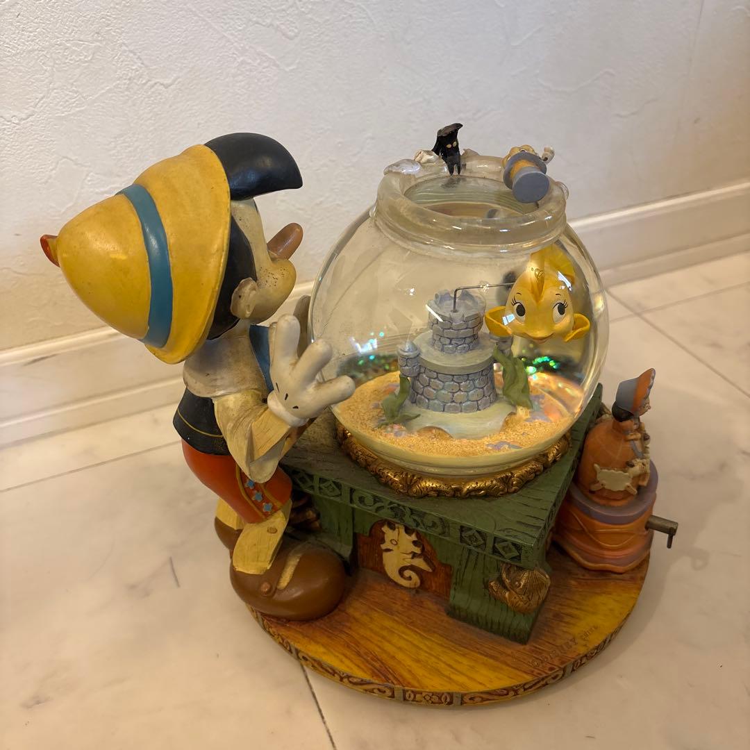Disney【ピノキオ】スノーグローブドーム オルゴール付