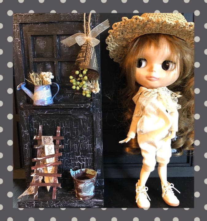 ブライス　撮影用リバーシブルドアオブジェ　ブラック　可愛いおまけの４点小物付き