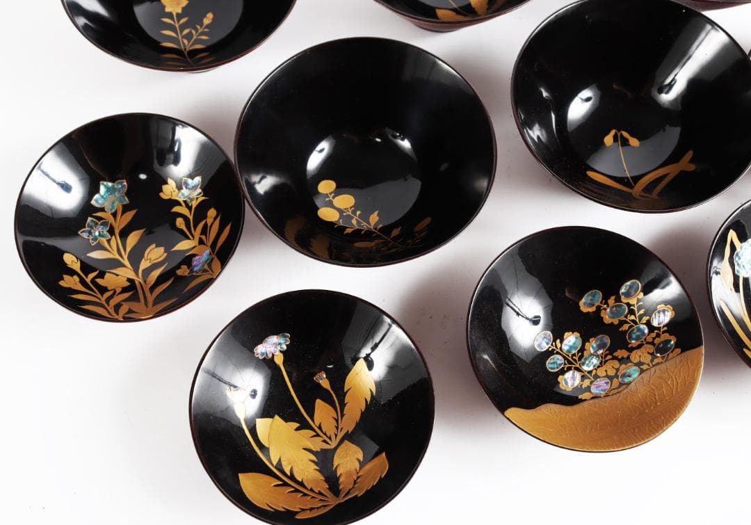 糸目 内梨地 螺鈿 花 図替 吸物椀 五客 蒔絵椀 懐石道具②