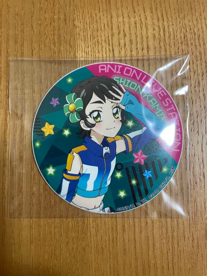 神谷しおん・まとめ売り】アイカツ アニON マグネット付きバッジ3個