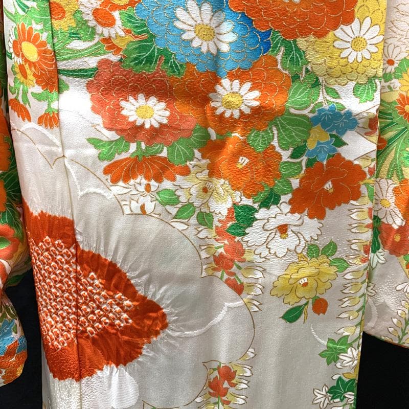 506ag39□七五三 七歳 女児 着物&袋帯 金彩 絞染め 花 白□美品