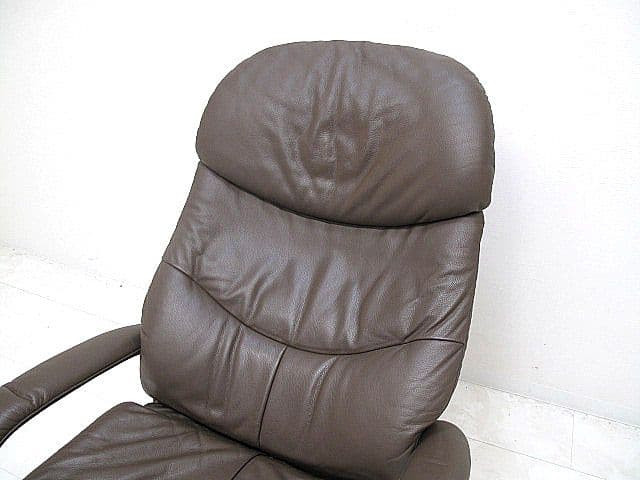 カリモク　ハイバック本革リクライニングチェア　　リクライナー　約32万
