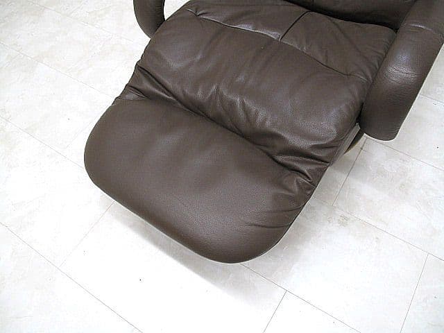 カリモク　ハイバック本革リクライニングチェア　　リクライナー　約32万
