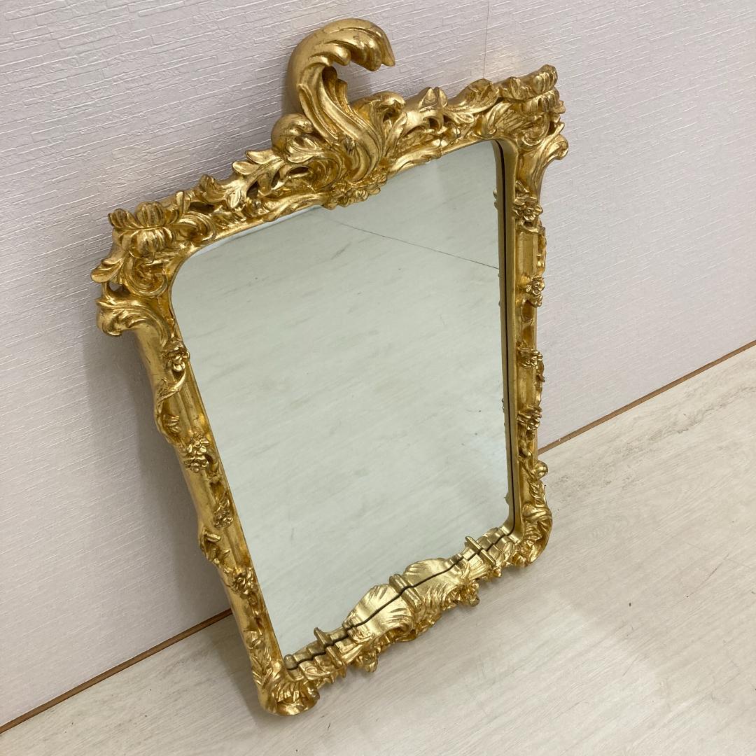 ゴールド　アンティーク調　ウォールミラー　壁掛け鏡　レリーフ　彫刻