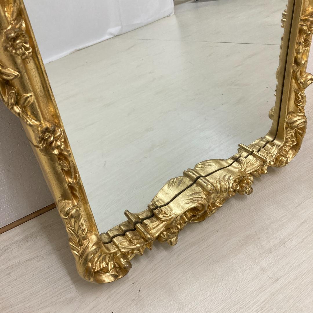 ゴールド　アンティーク調　ウォールミラー　壁掛け鏡　レリーフ　彫刻