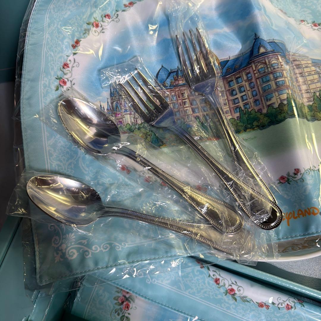 最安値　宿泊者限定　東京ディズニーランドホテル 食器セット ミッキー