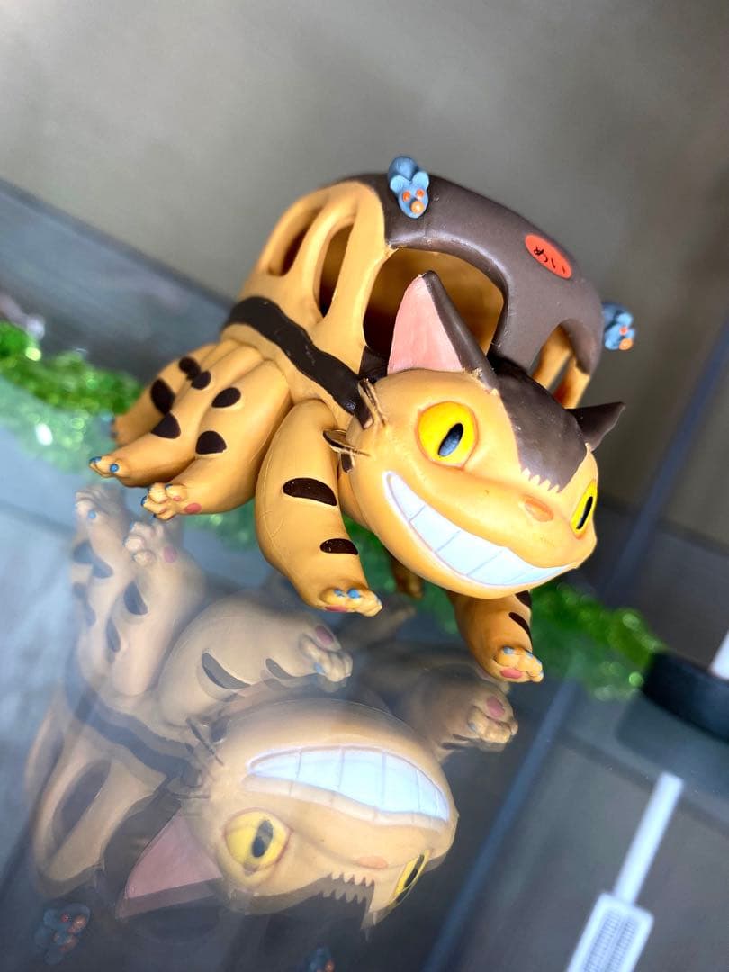 スタジオジブリ となりのトトロ ネコバス フィギュア(バス停付き