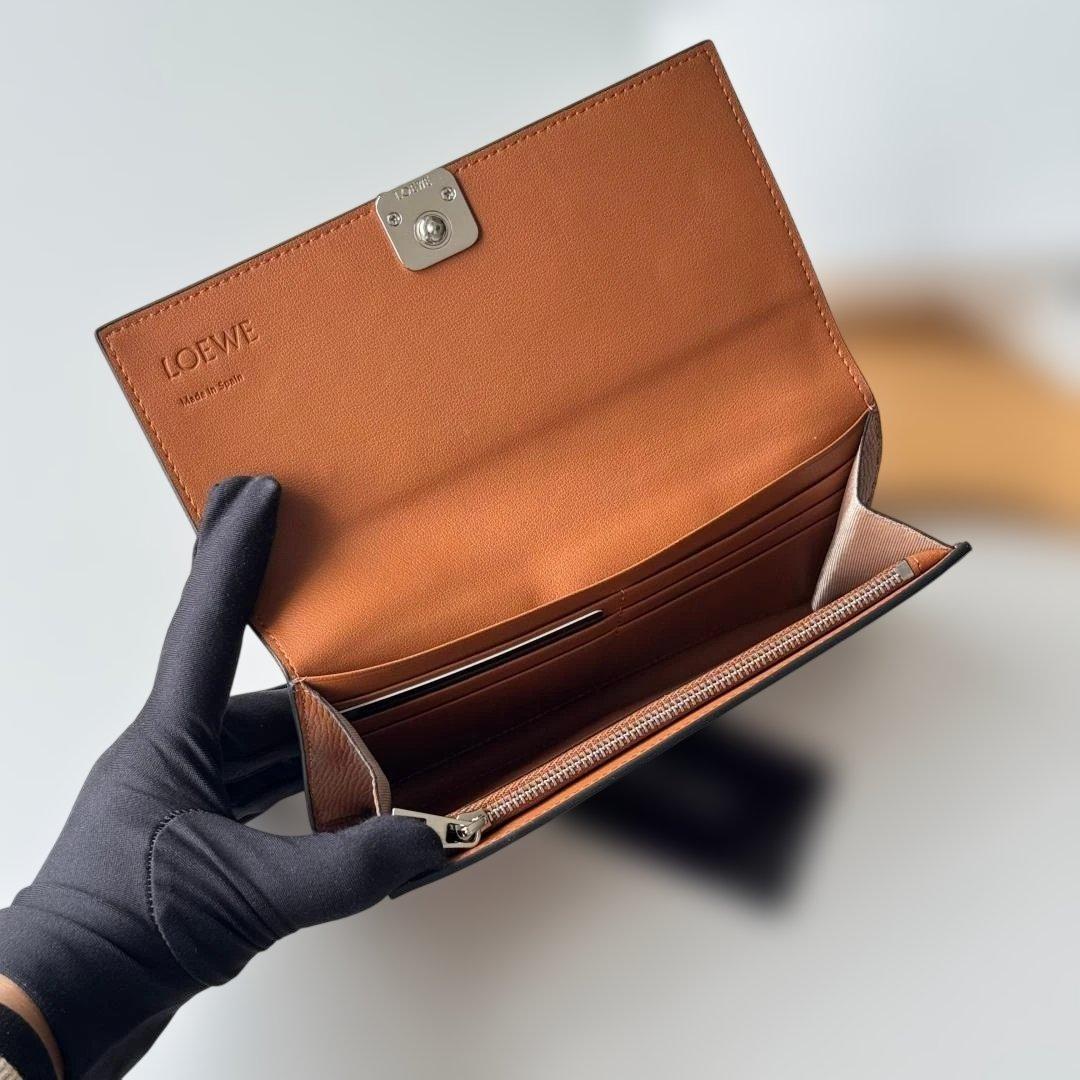 ブラウン 二つ折り財布 vertical