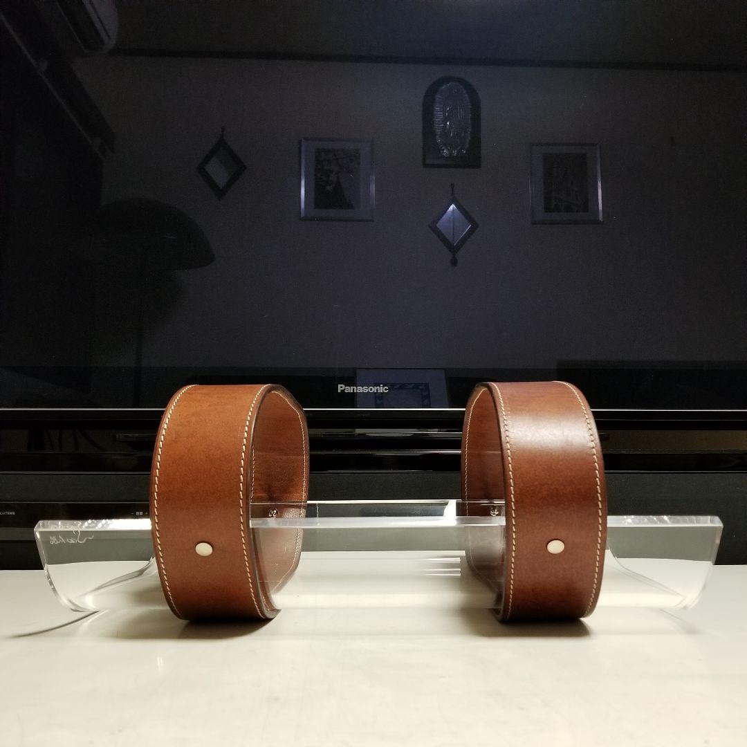 ポストモダン　イタリア製　メゾン　工房　牛革　アクリル　デザイナーズ　ラック