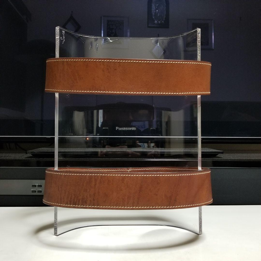 ポストモダン　イタリア製　メゾン　工房　牛革　アクリル　デザイナーズ　ラック