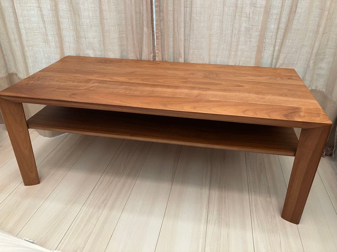 カリモク ローテーブル　ウォールナット 下棚付き