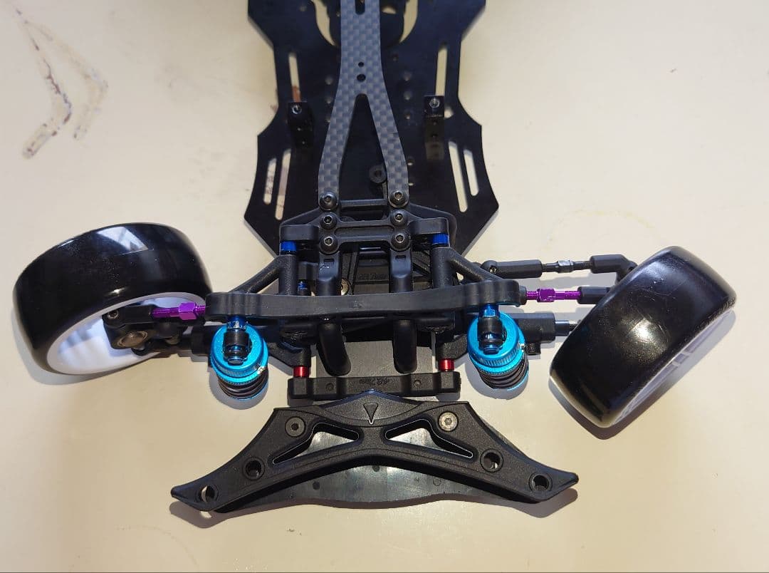 ラジコン　シャーシ