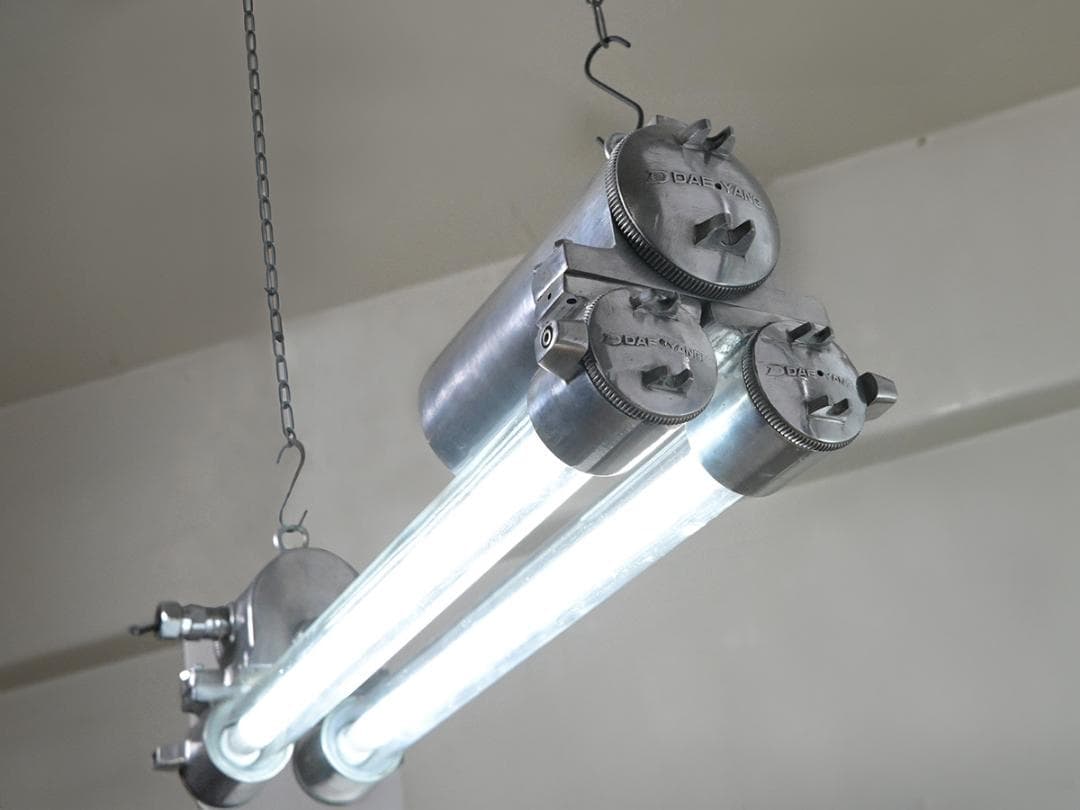 ☆ ビンテージ チューブランプ 蛍光灯 インダストリアル 工業系 3 カフェ ☆