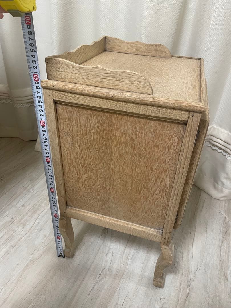 アンティーク　ヴィンテージ サイドテーブル　キャビネット　猫脚　フランス