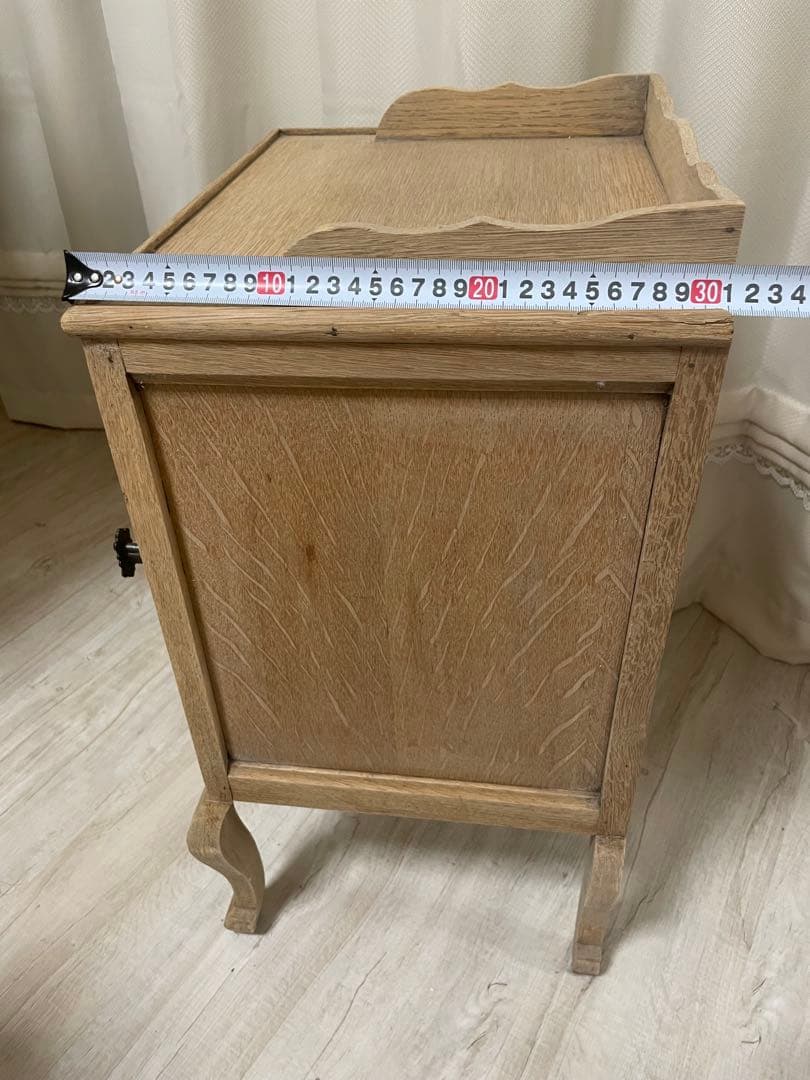 アンティーク　ヴィンテージ サイドテーブル　キャビネット　猫脚　フランス