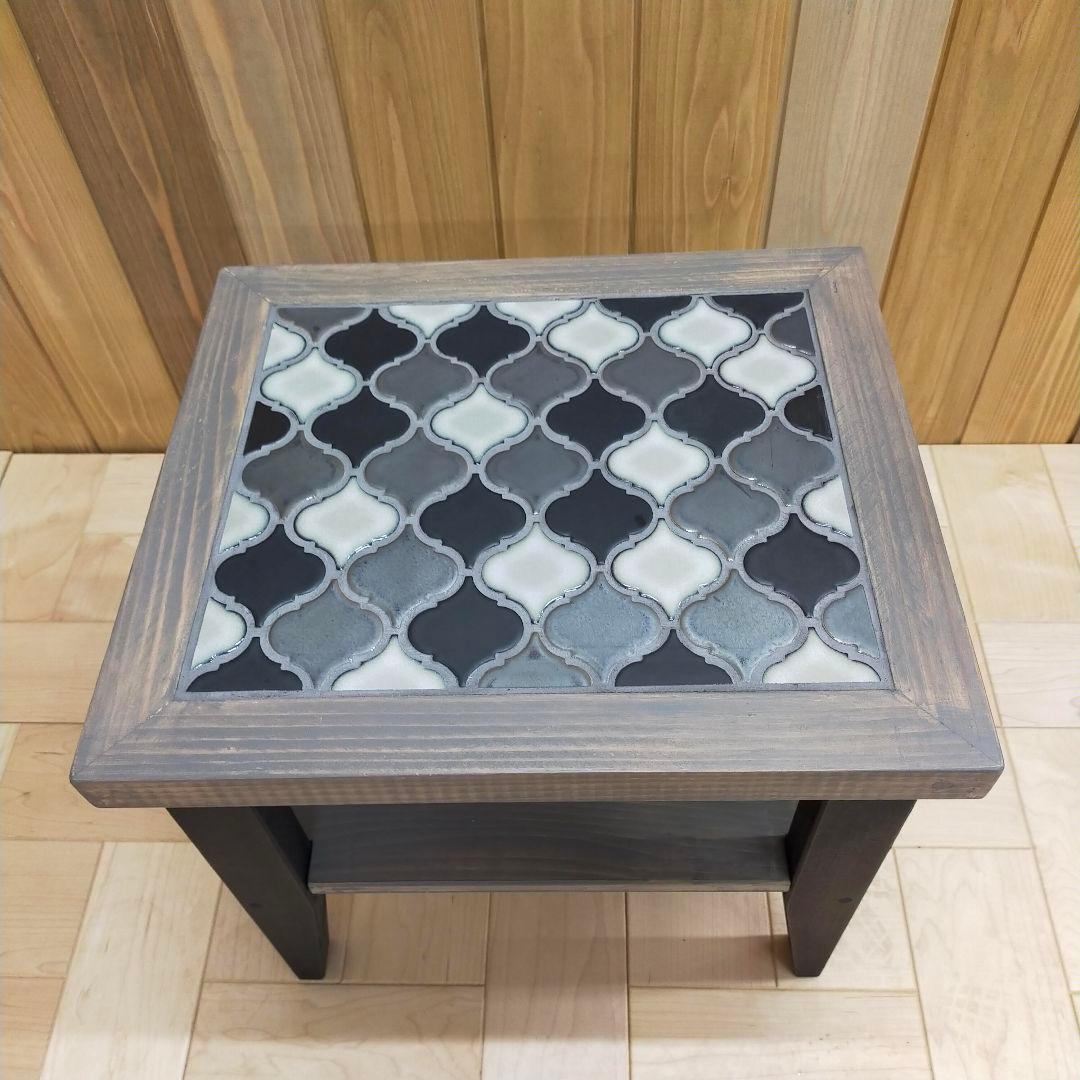 【新作】オシャレなランタンタイルの木製サイドテーブル ★ソファーに★ローテーブル