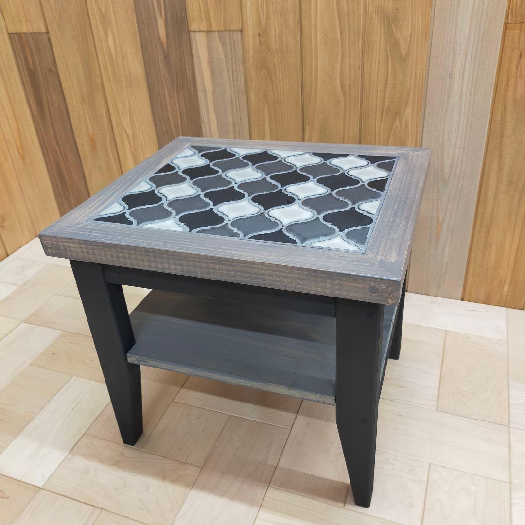【新作】オシャレなランタンタイルの木製サイドテーブル ★ソファーに★ローテーブル