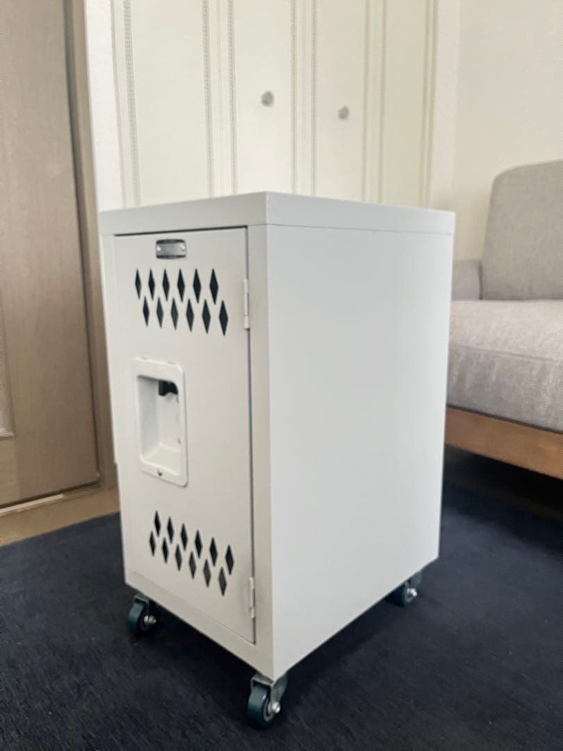 【美品】スチールチェスト キャスター付き アイボリー TPN-40IV