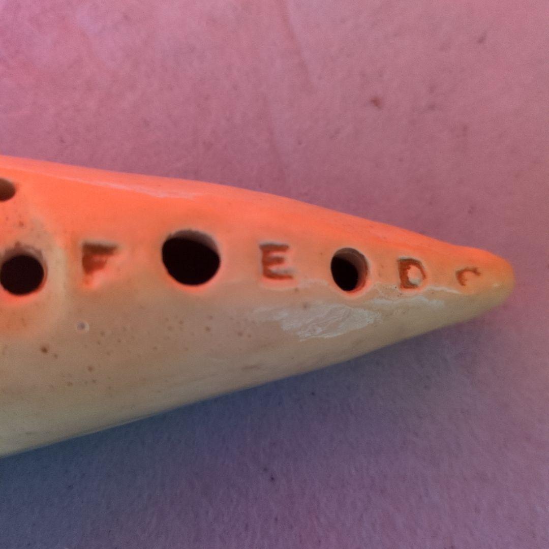 陶器製オカリナ C-D-E-F-G-A 音階☆ケース付き - メルカリ