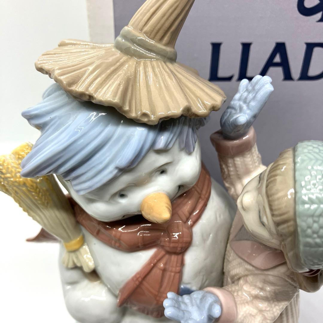 LLADRO リヤドロ おしゃべりしましょう クリスマス フィギリン 8168