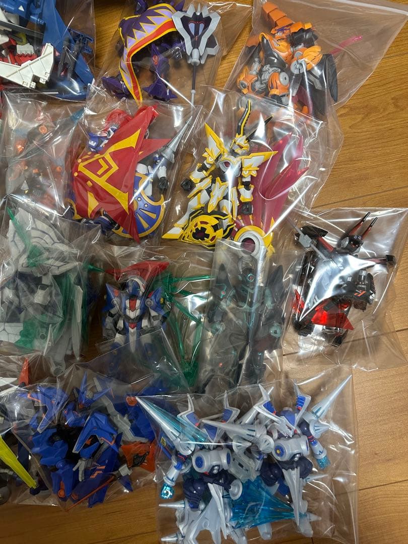 ジャンク品】 ダンボール戦機 プラモデル 62種/71体 まとめ売り