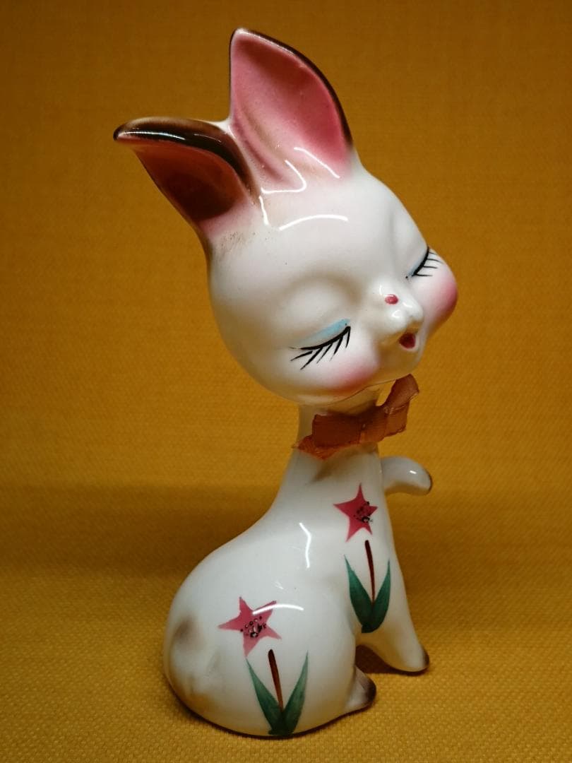 【美品】ウサギ　兎　白兎　陶器　置物　インテリア　工芸品　美術品　A1067