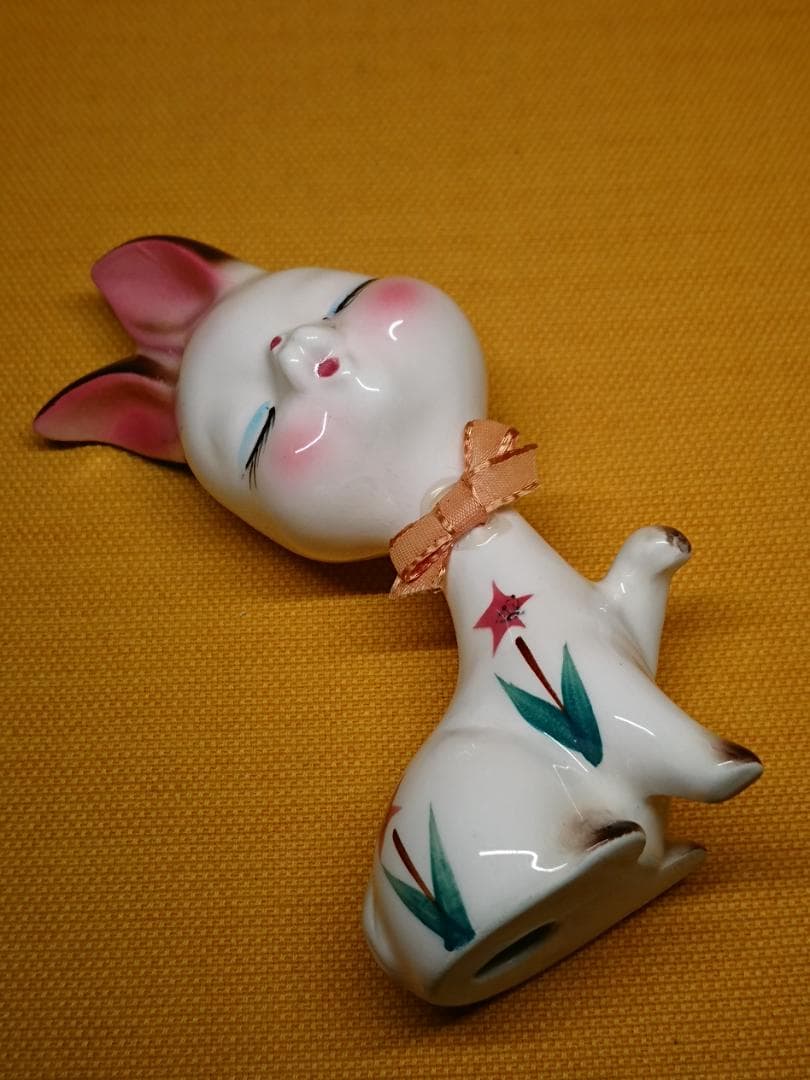 【美品】ウサギ　兎　白兎　陶器　置物　インテリア　工芸品　美術品　A1067