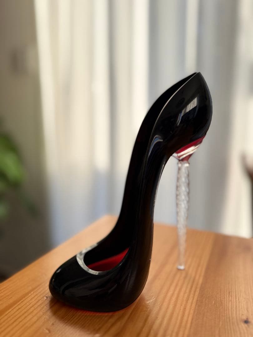 ルブタン＆パイパーコラボ ハイヒール 置物