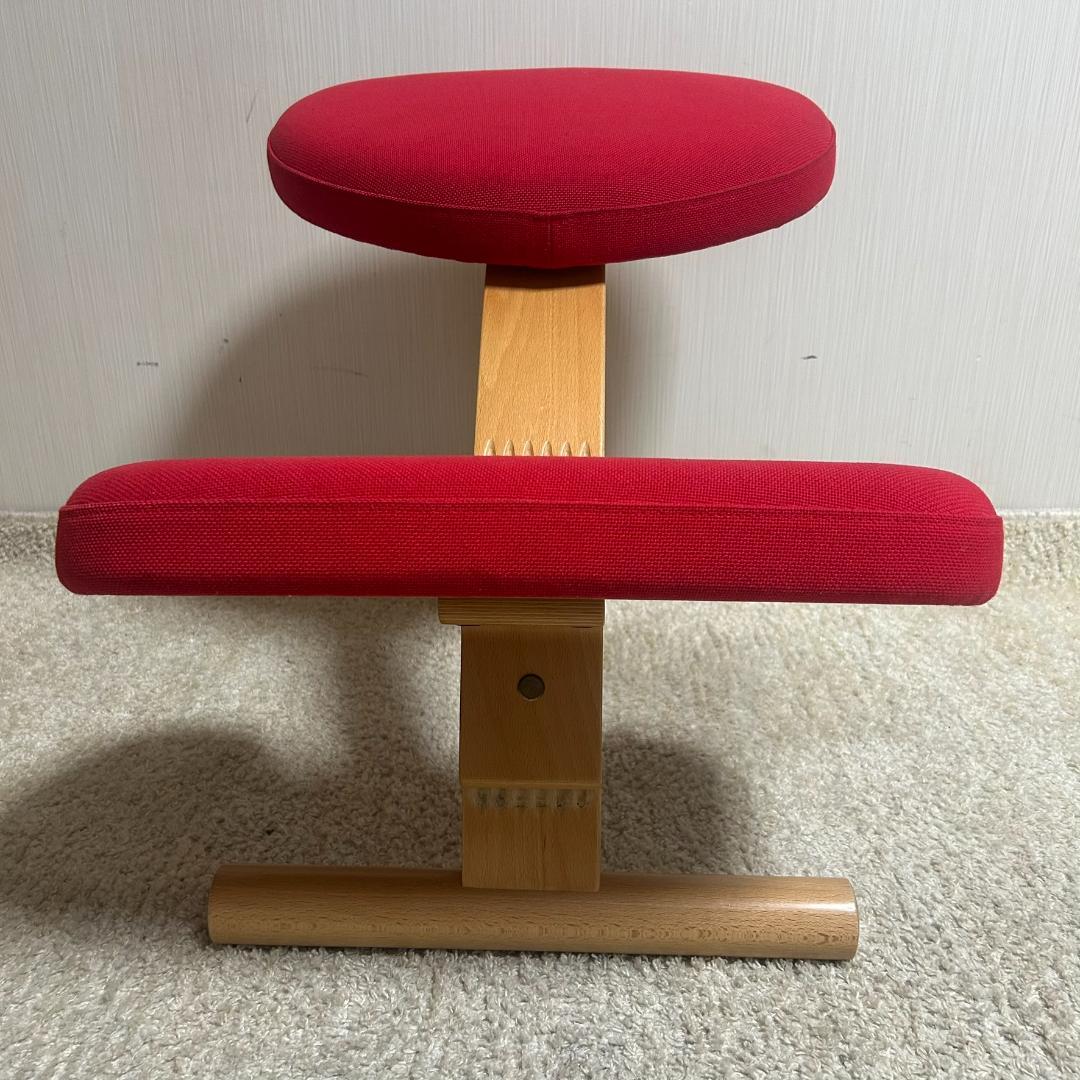 リボ社 サカモトハウス バランスチェア バランスイージー　レッド　姿勢矯正