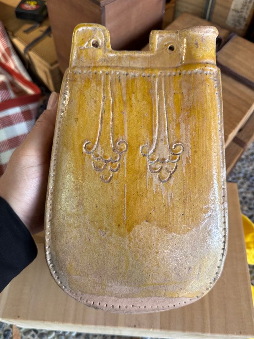 ‼️水芙蓉になりました‼️年末激安OK‼️中国品買取‼️狭西省出土騎馬民族水滴箱付