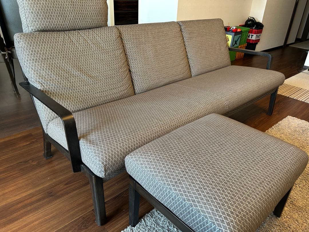 カリモク 3人掛けソファ WU45 オットマンとセットで購入お願いします。