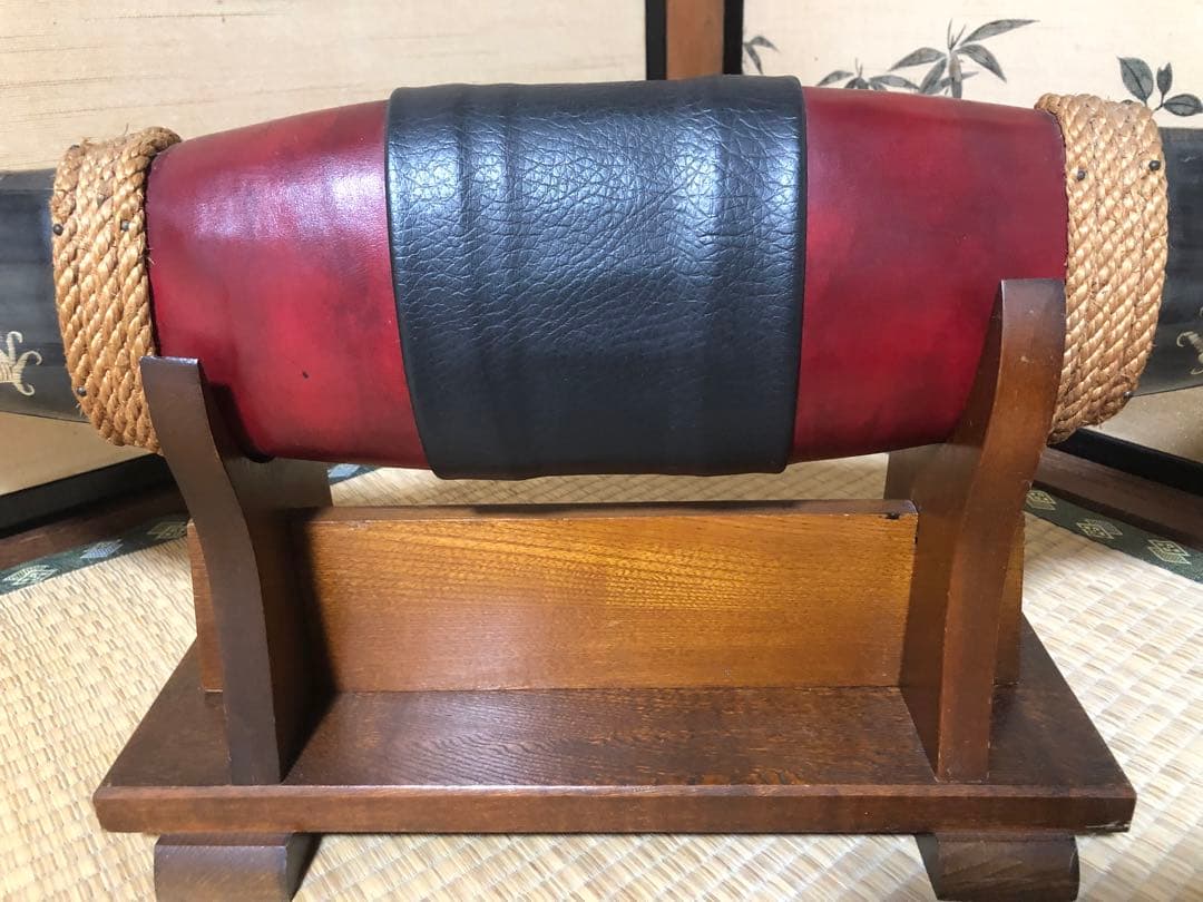 牛の角置物（竜の彫刻：台付き）