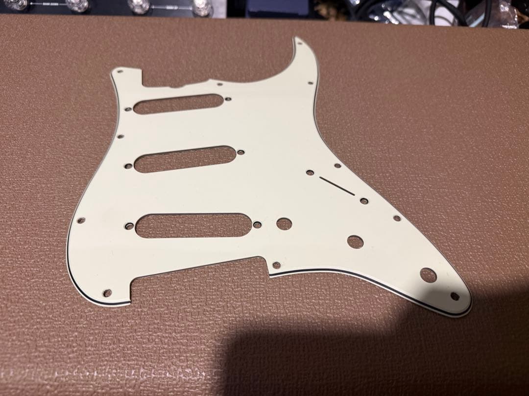 本日限定Fender American Vintage II ストラト