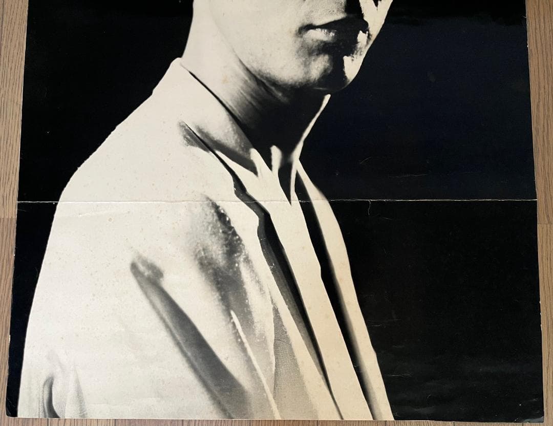 ☆矢沢永吉 (正規品)1980年 KAVACH(アルバム特典) ポスター - メルカリ