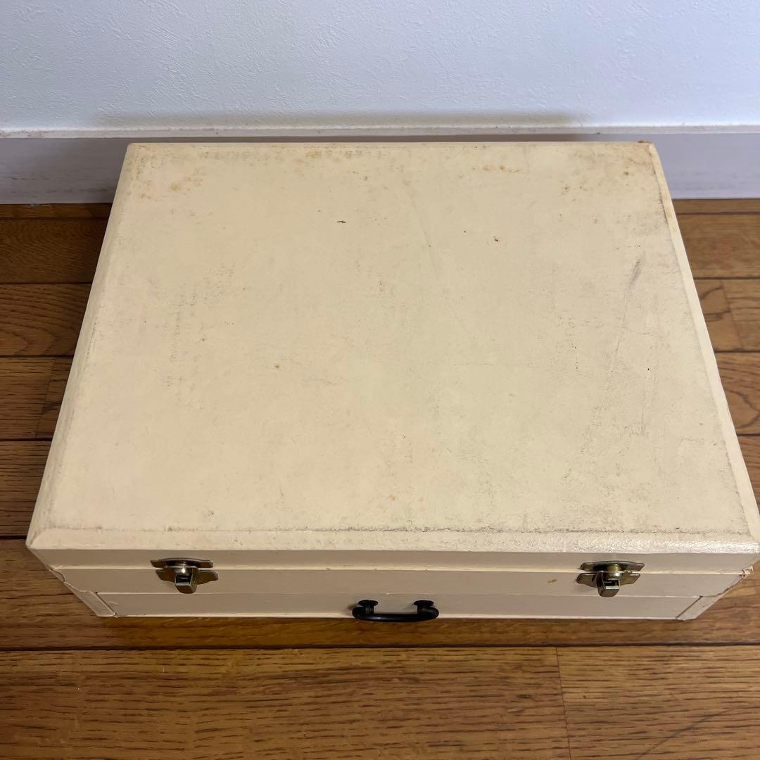 アズマテーブルウェア　18-10 ステンレススチール カトラリーセット