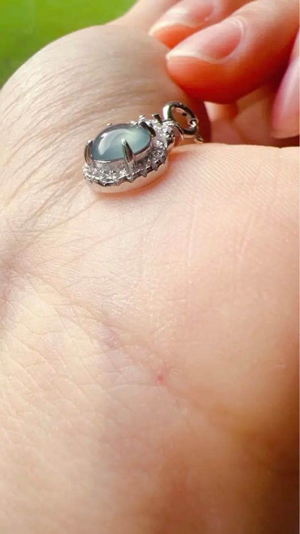 A貨天然本翡翠 ブルージェイダイト 青色 S925純銀ペンダント NGTC鑑定書