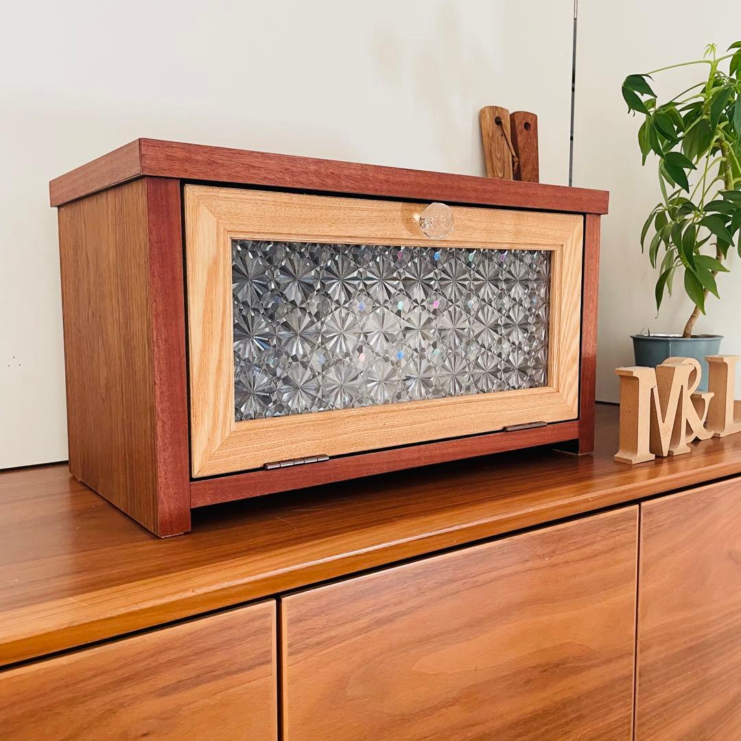 家具職人が作るレトロなブレッドケース　ハンドメイド