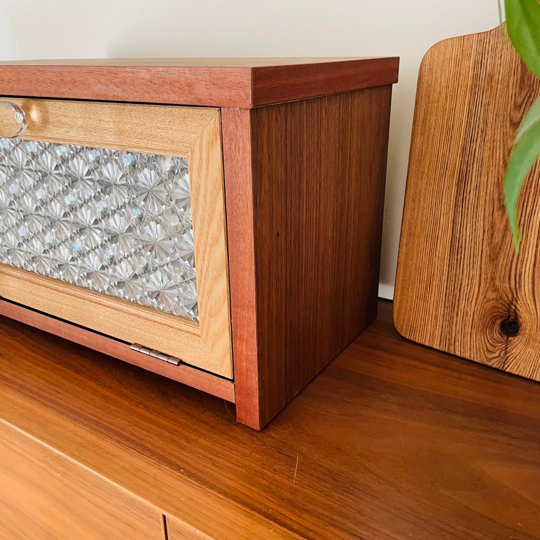 家具職人が作るレトロなブレッドケース　ハンドメイド