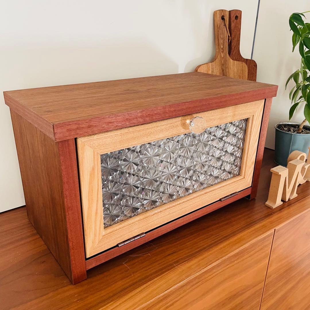 家具職人が作るレトロなブレッドケース　ハンドメイド