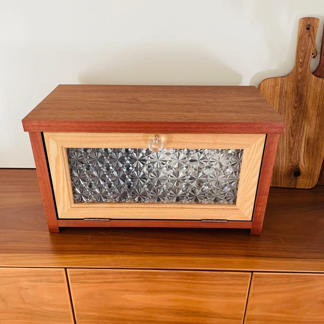 家具職人が作るレトロなブレッドケース　ハンドメイド