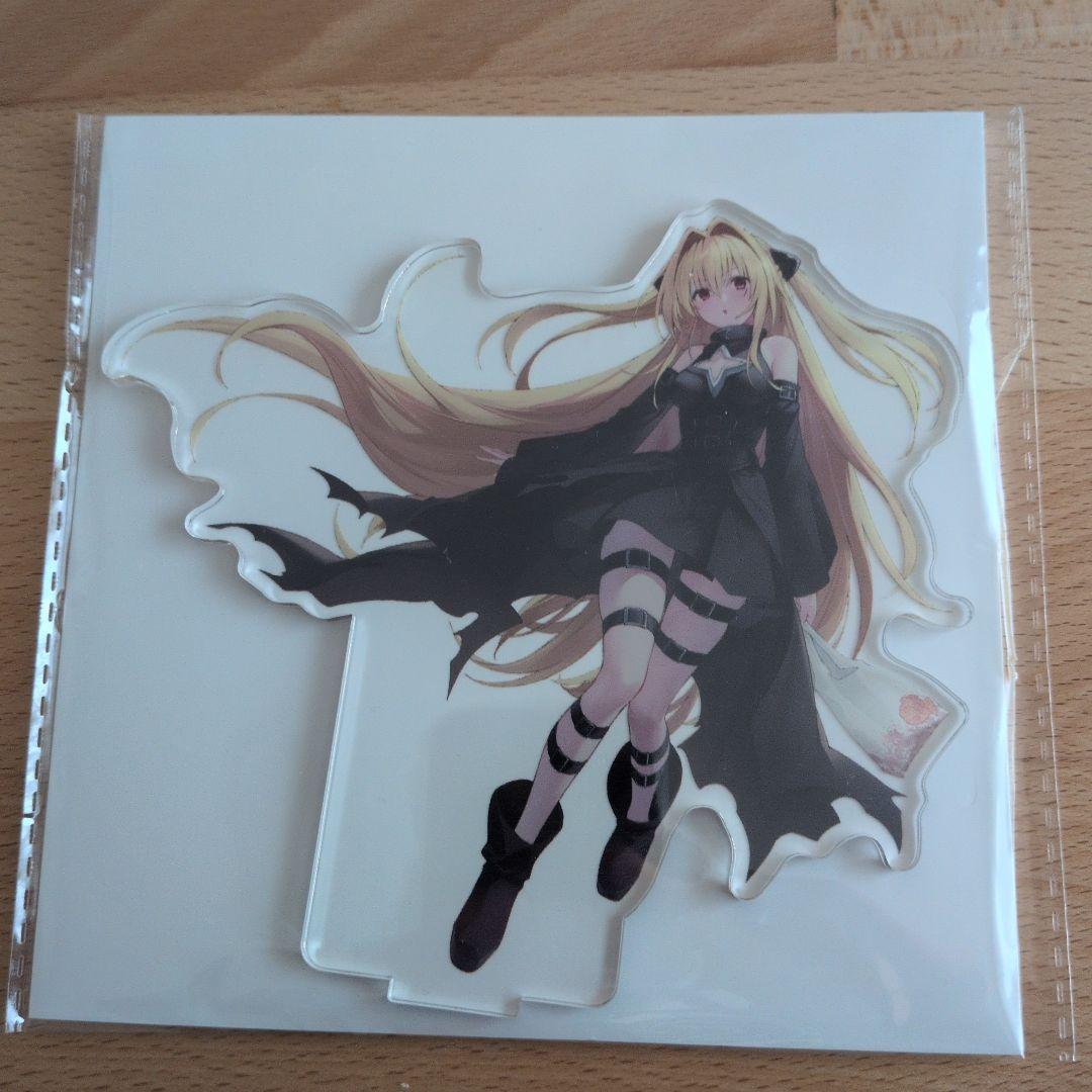 ToLOVEる ヤミ アクリルスタンド 金色の闇 - メルカリ