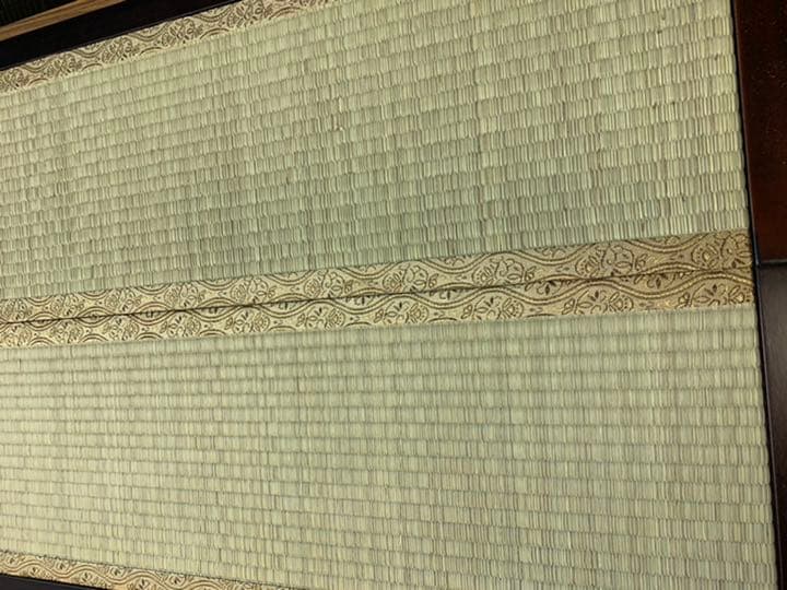 35号　高床飾台　木製手彫　かりん塗り　A