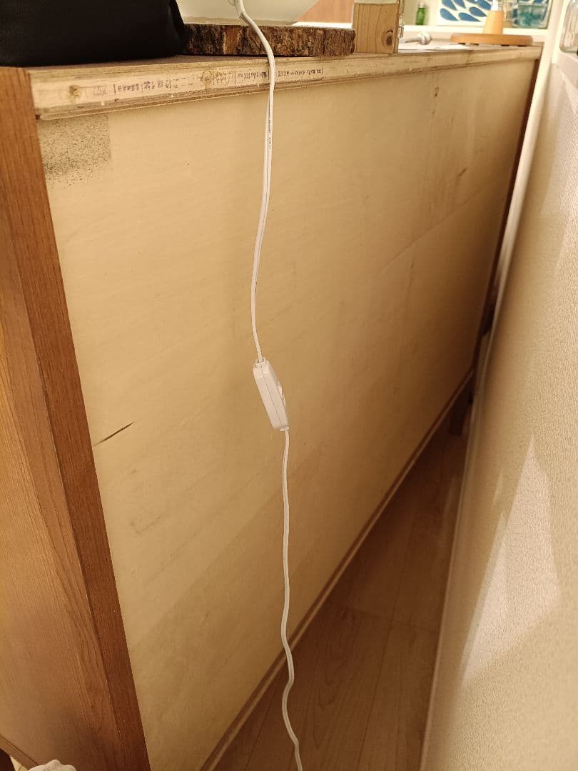 キャビネット　本棚　飾理棚