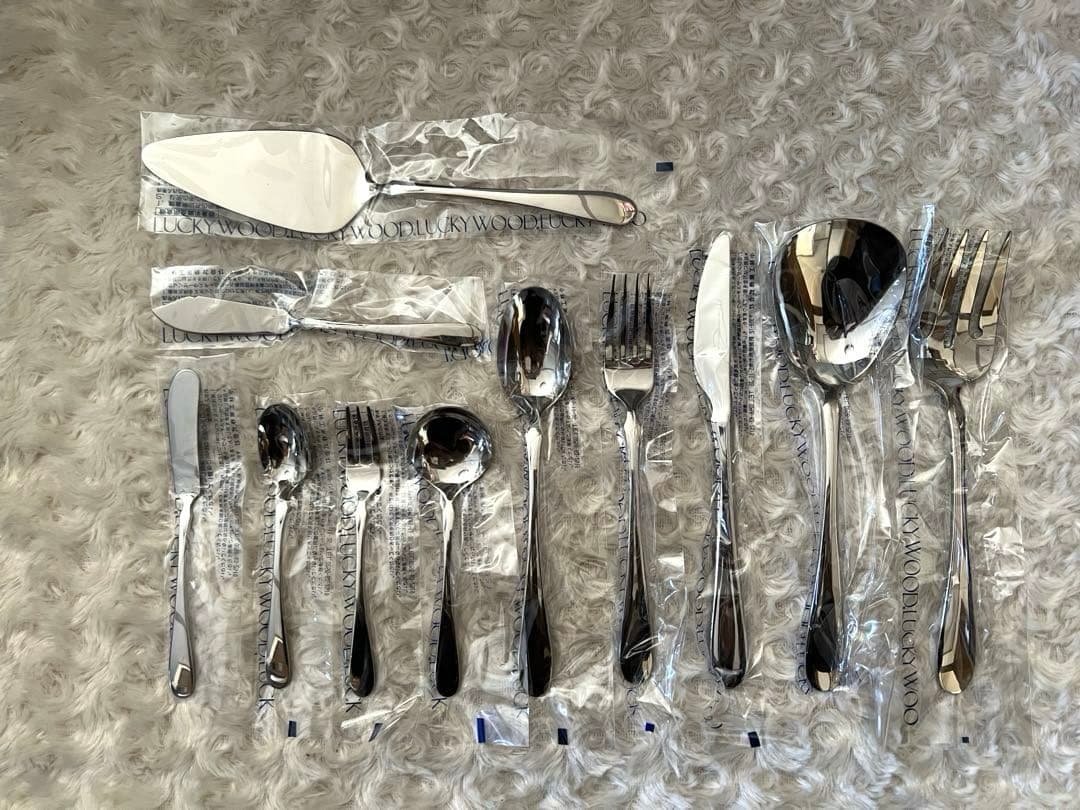 ラッキーウッド　カトラリーセット　ディナーセット〈34本セット〉※欠品※ケース