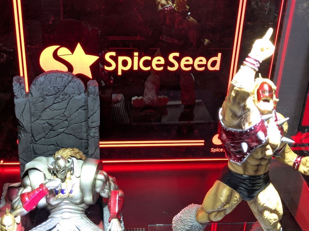 最終値下げ　引き取り限定★スパイスシード　フィギュアケース★ spiceseed